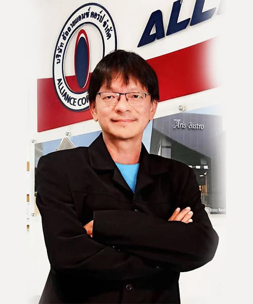 นายสมโชค อยู่ลาภไพศาล