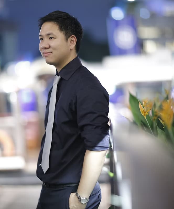 Mr.Thongkoon  Sangthammarat