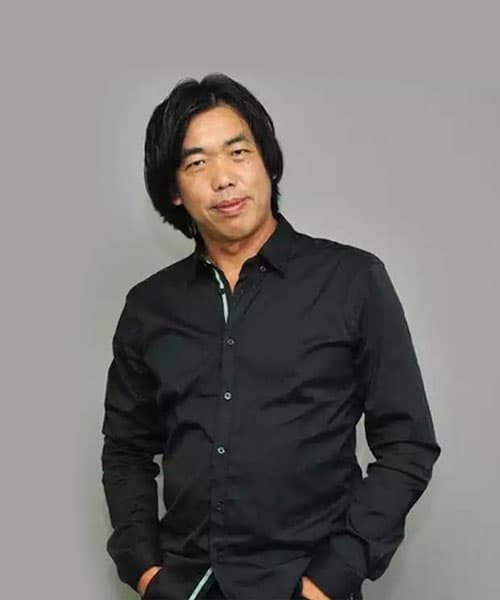 นายวัชร จารุอริยานนท์