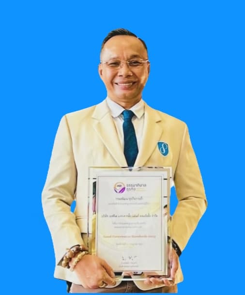 คุณสราวุธ สุวรรณมณี (คุณจอม)